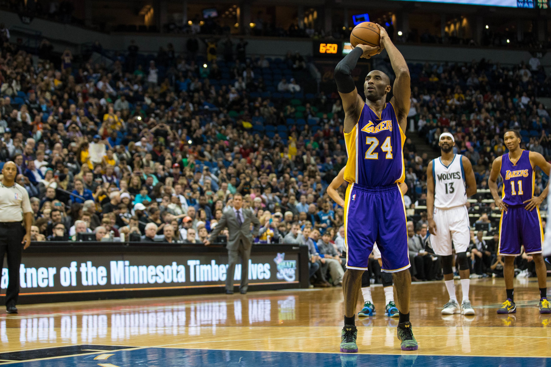 NBA: Los Angeles Lakers at Minnesota Timberwolves